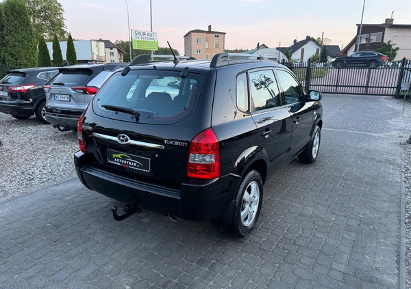 Hyundai Tucson cena 17900 przebieg: 241124, rok produkcji 2006 z Kędzierzyn-Koźle małe 742